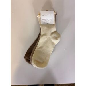 New American Eagle Cream, Light Brown, and Brown Ruffle Detail Boyfriend Socks 3